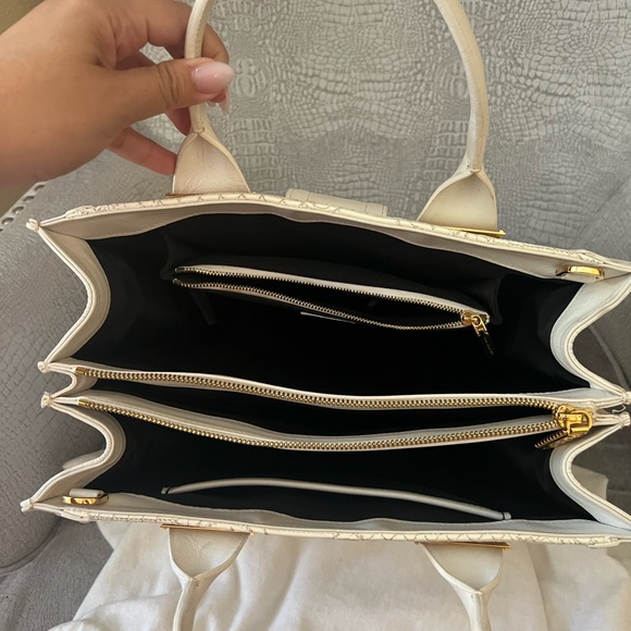 VERSACE Medusa large tote - Picture 8 of 12